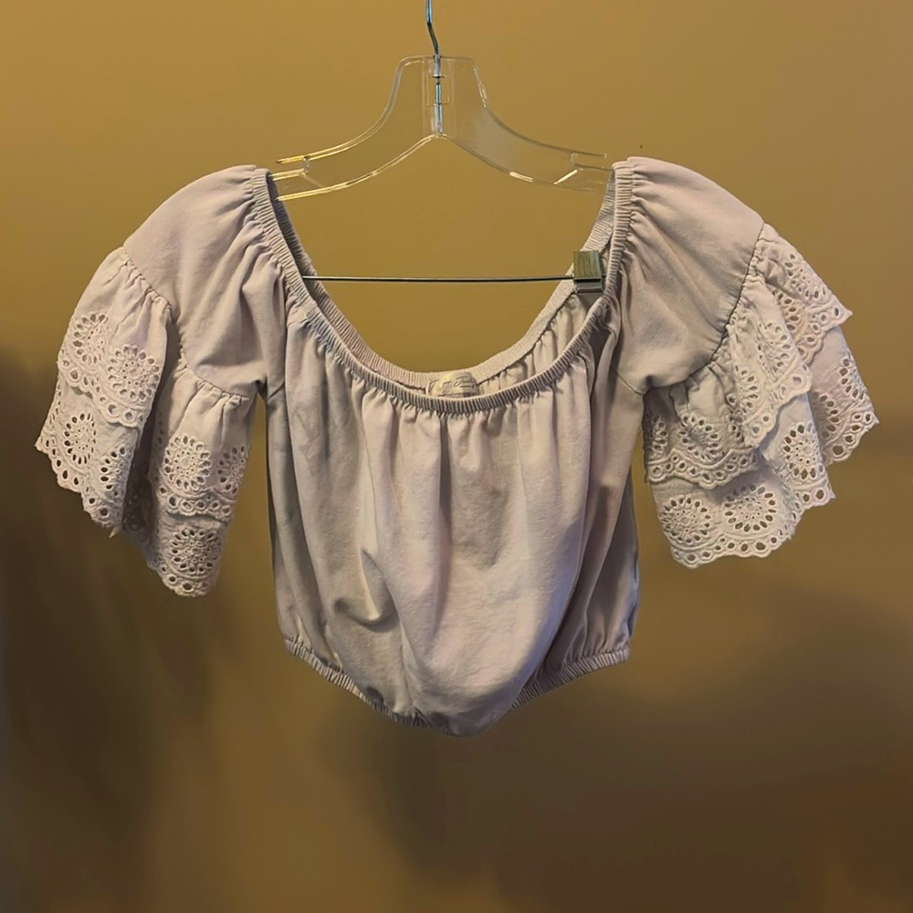 J for Justify White Off the Shoulder Cropped Blouse (S)